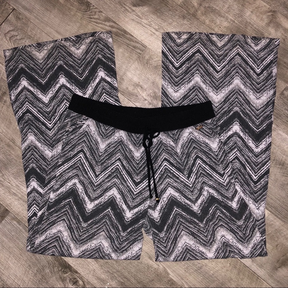 Guess Flowy Pants